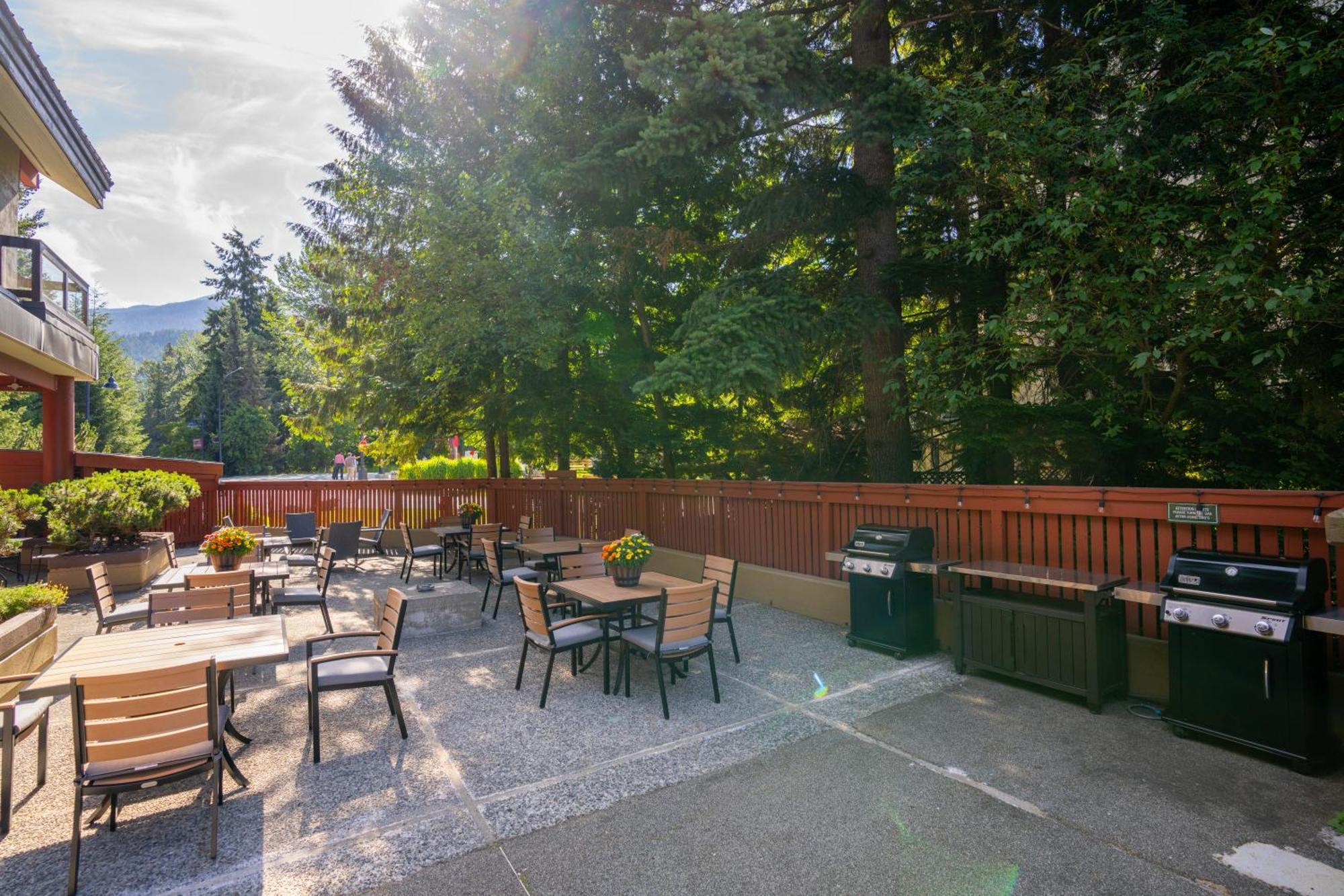 Whistler Village Inn & Suites Exteriér fotografie