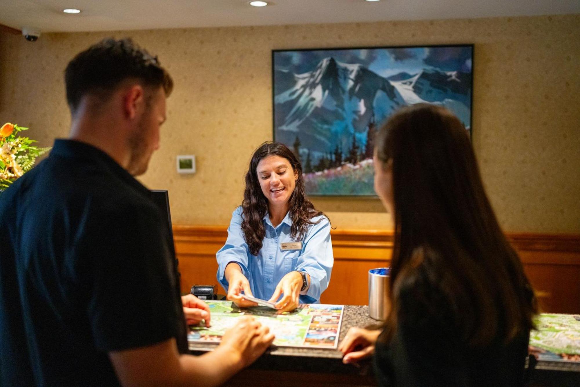 Whistler Village Inn & Suites Exteriér fotografie